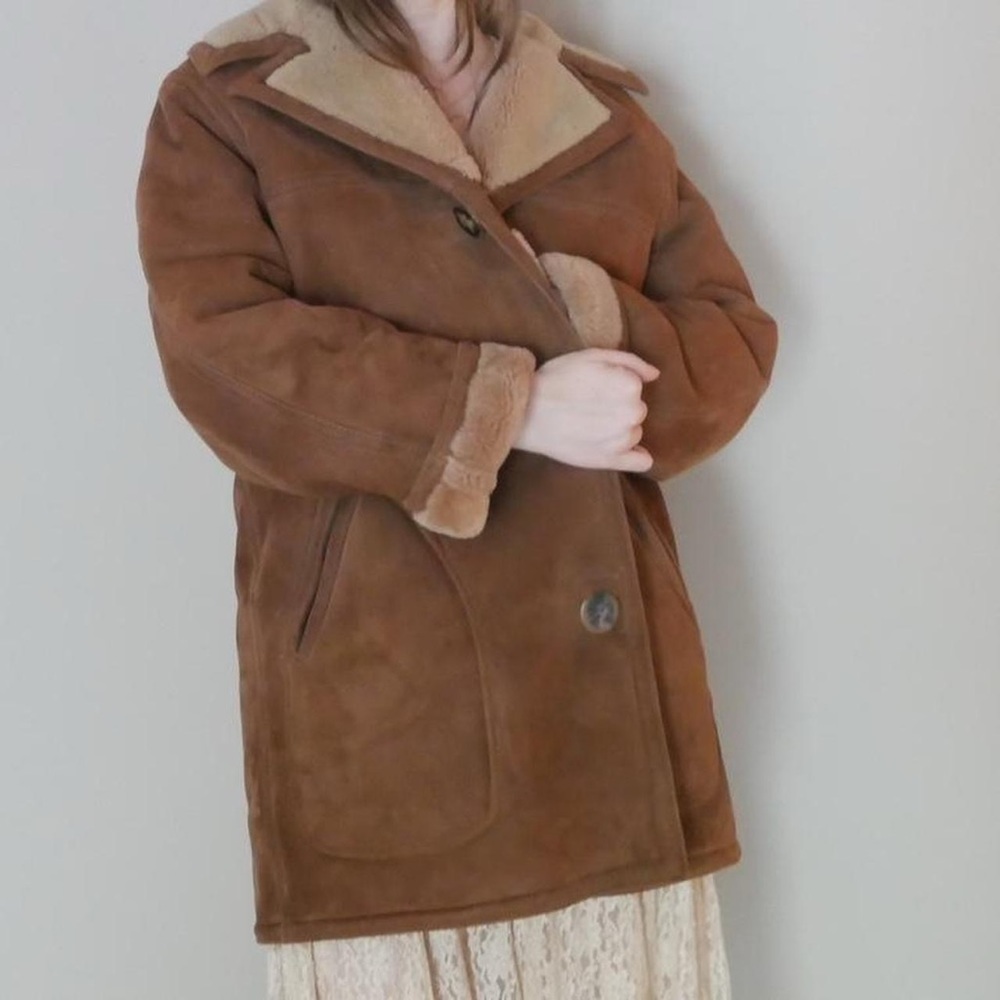 Vtg brown and tan shearling coat Sz large